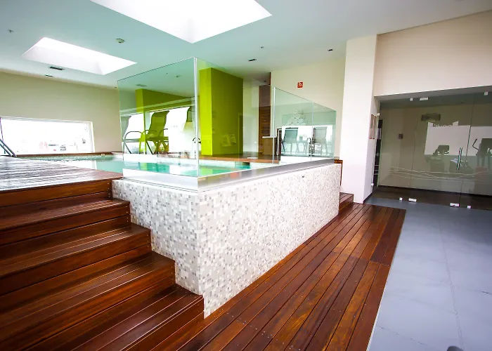 Novit Hotel 4*