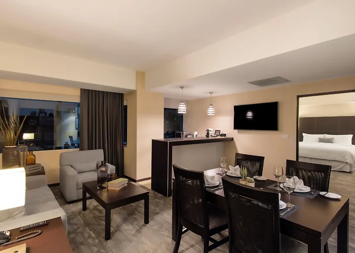 Novit Hotel 4*
